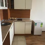бийч Апартамент *